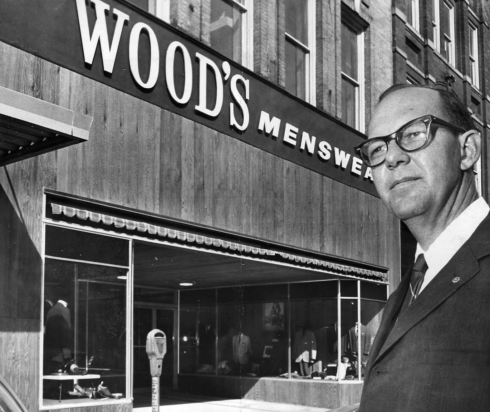1967-06-08 Wood Store